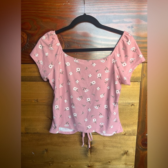 Pink Floral Adjustable Tie Cropped Top - Picture 2 of 3